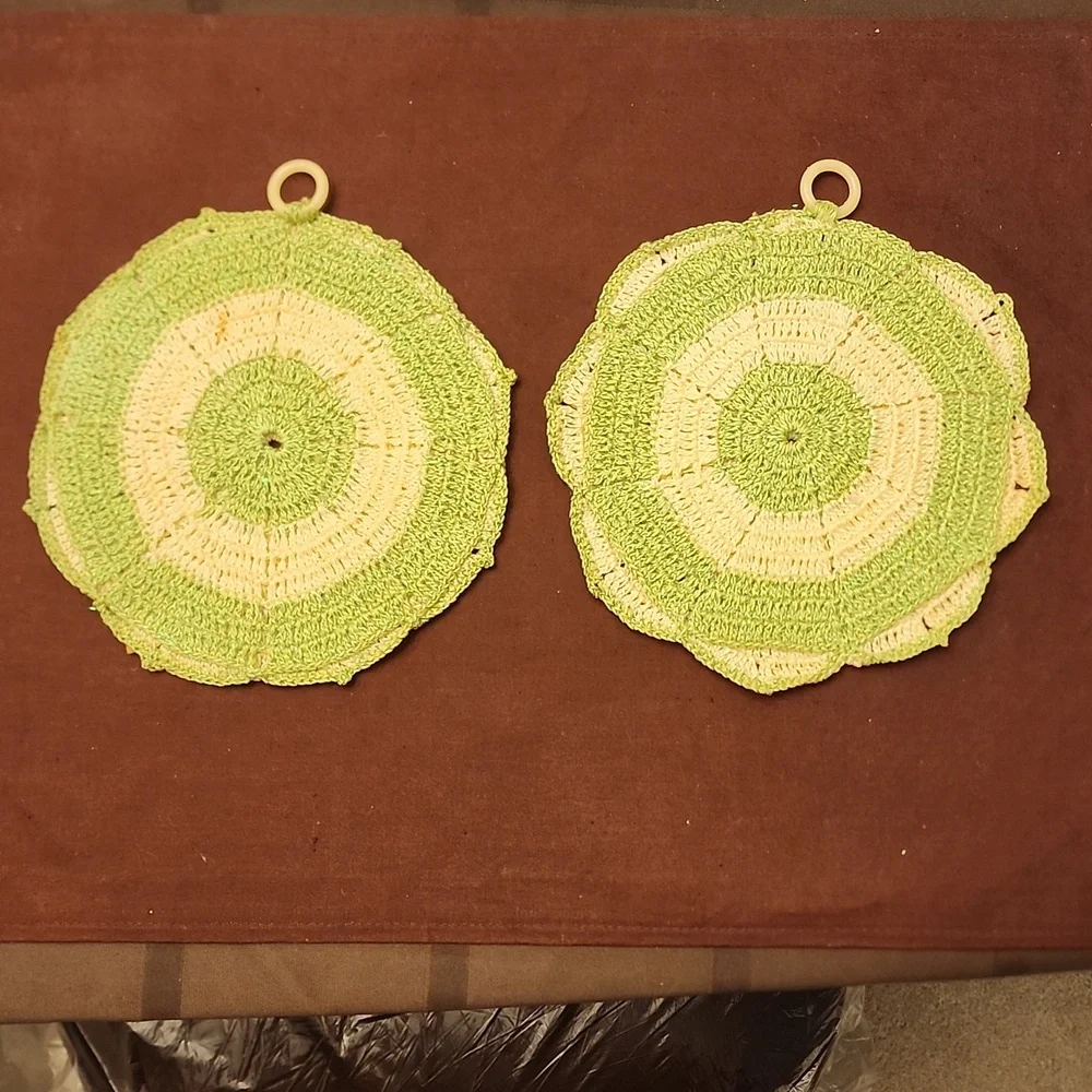 Vintage handmade crochet pot holders 2 pieces